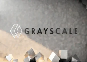 Grayscale Bitcoin ETF Sees $30M Outflows Amid Spring Back